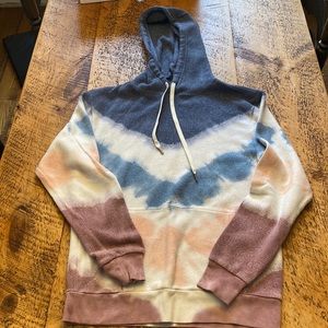 Feat hoodie women’s size small
